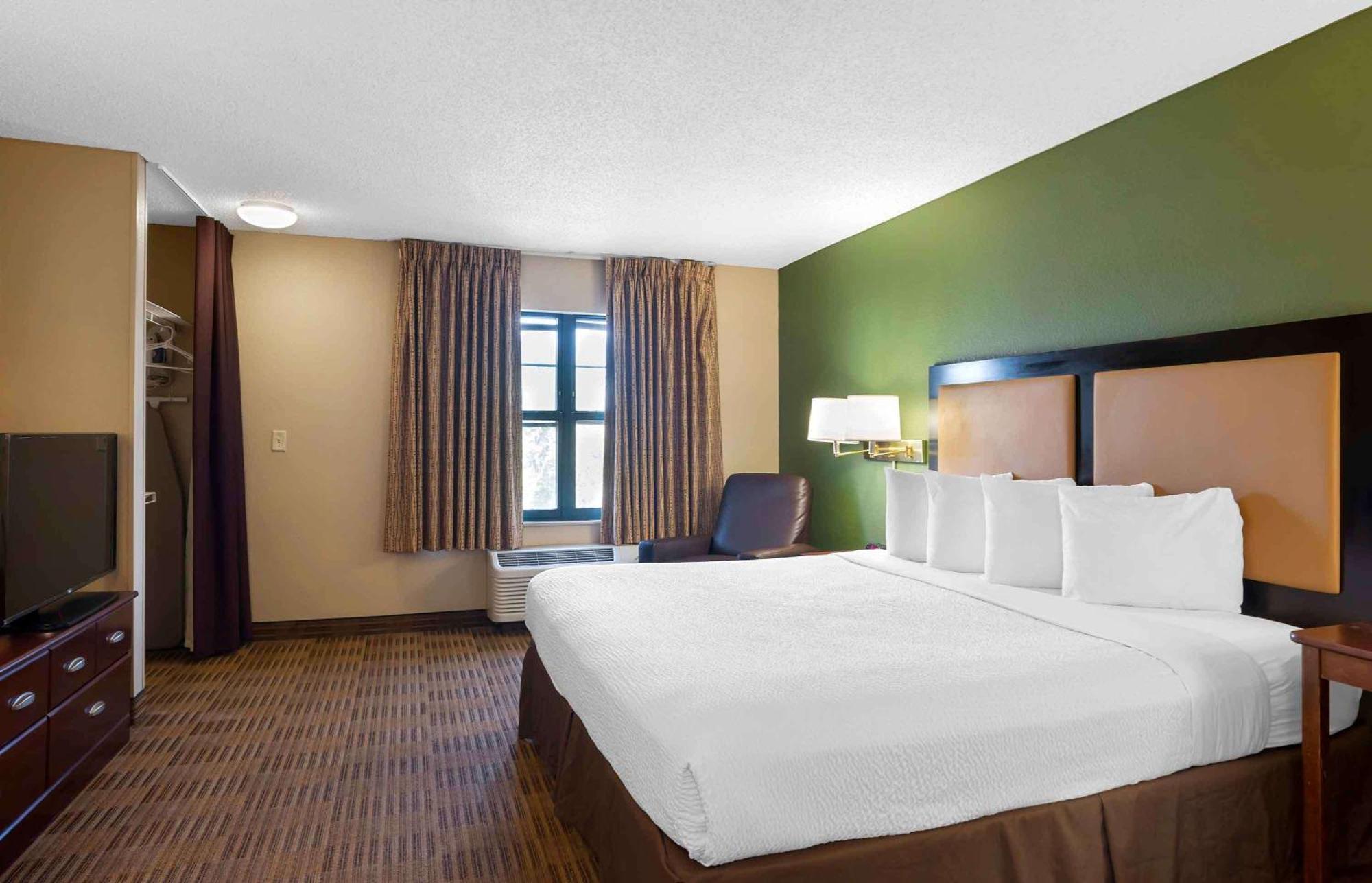 Extended Stay America Select Suites - Richmond - West End - I-64 Шорт Пъмп Екстериор снимка