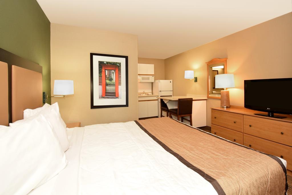 Extended Stay America Select Suites - Richmond - West End - I-64 Шорт Пъмп Екстериор снимка