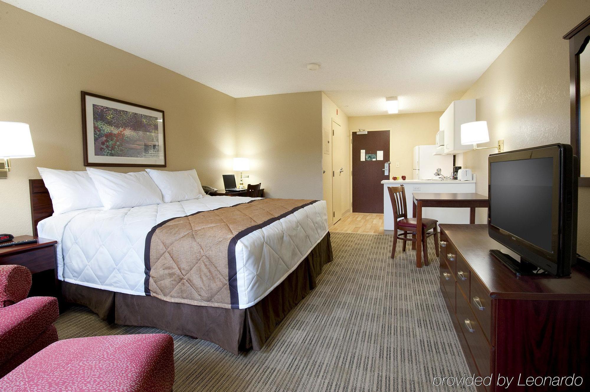 Extended Stay America Select Suites - Richmond - West End - I-64 Шорт Пъмп Екстериор снимка