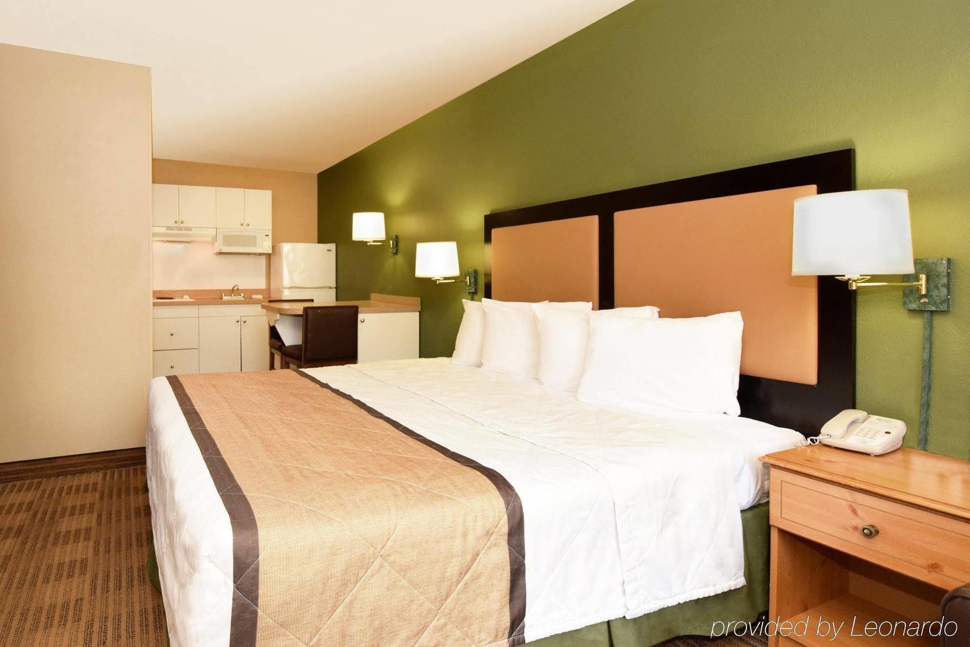 Extended Stay America Select Suites - Richmond - West End - I-64 Шорт Пъмп Екстериор снимка