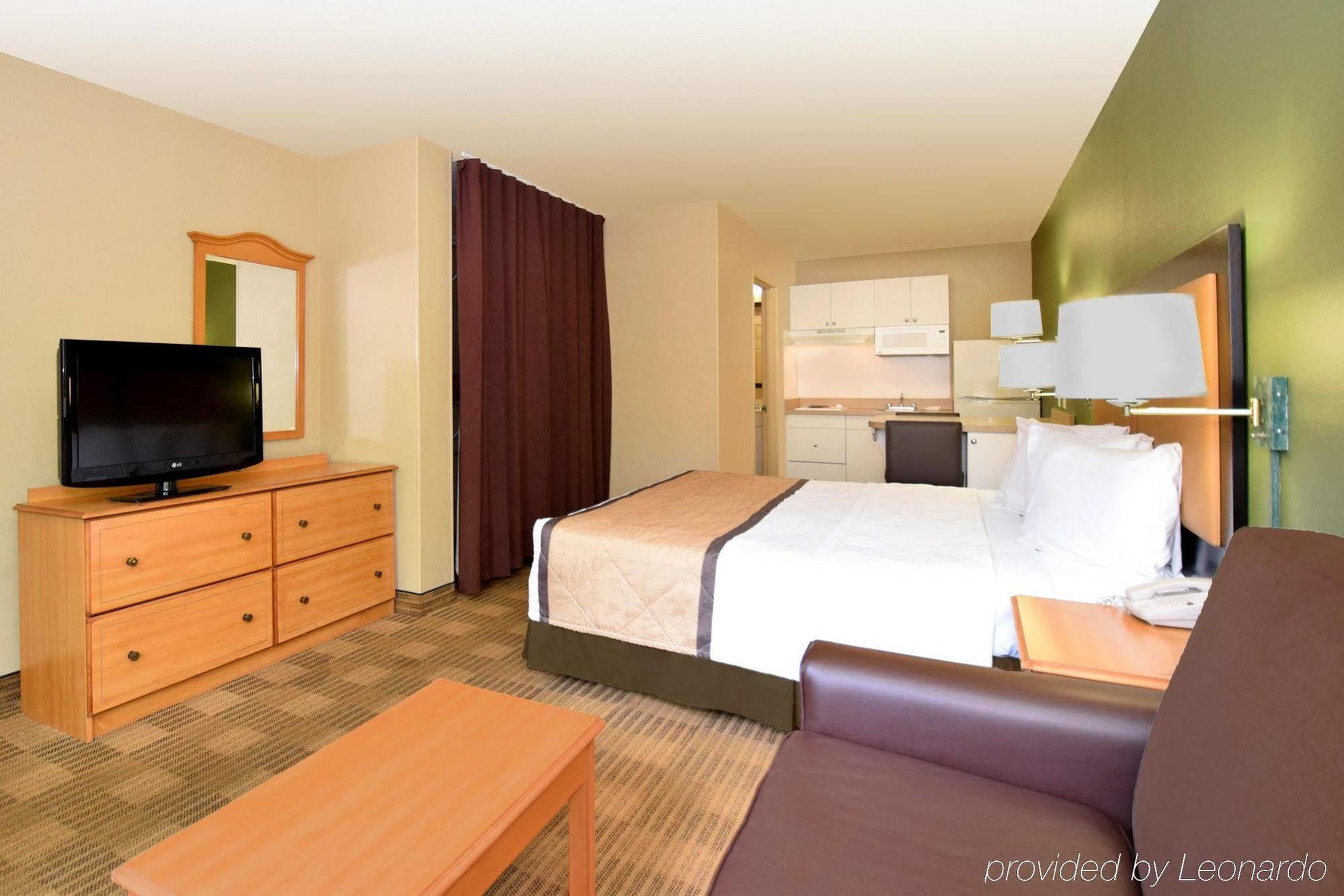 Extended Stay America Select Suites - Richmond - West End - I-64 Шорт Пъмп Екстериор снимка